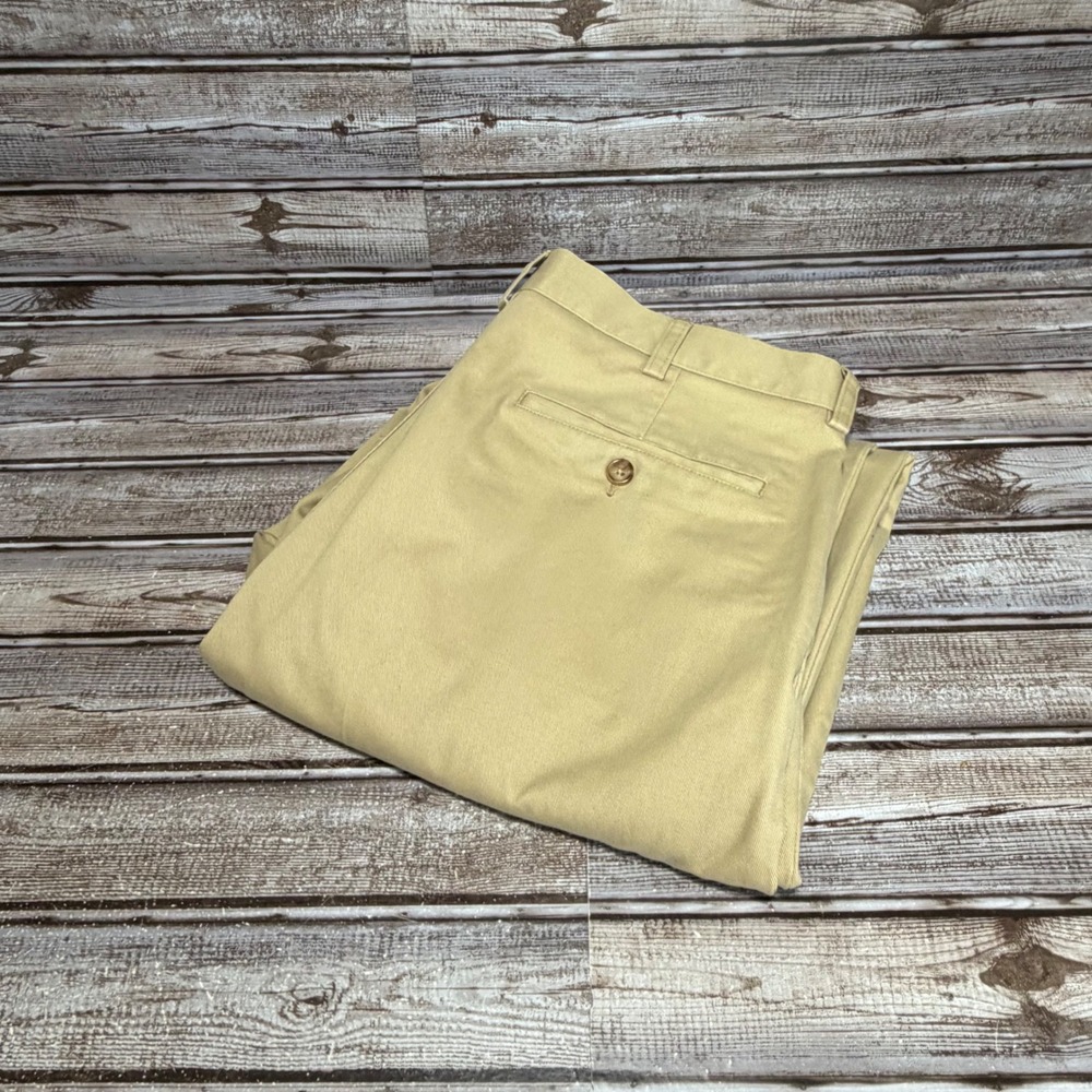 L.L.Bean Chino Pants Mens 33x32 Khaki Natural Fit 100% Cotton Twill Flat Front